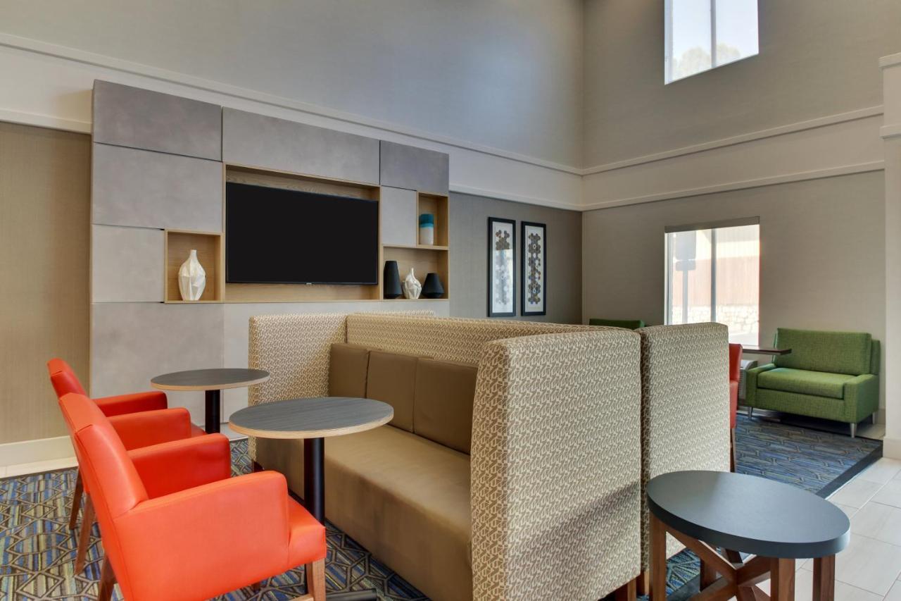 Holiday Inn Express Hotel & Suites - Atlanta/Emory University Area By Ihg Decatur Exterior photo