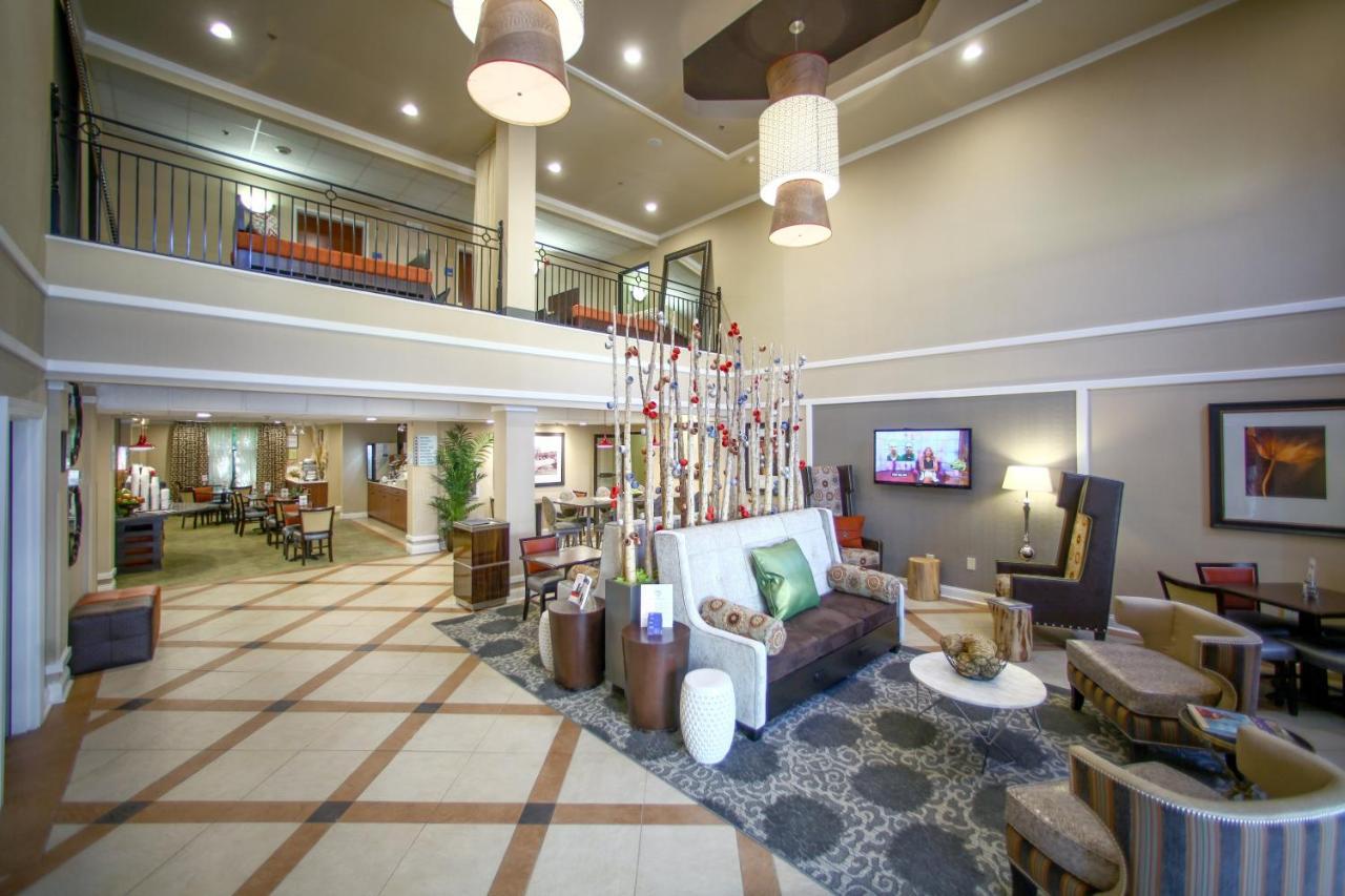 Holiday Inn Express Hotel & Suites - Atlanta/Emory University Area By Ihg Decatur Exterior photo